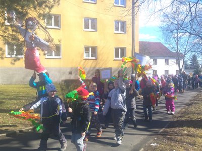 VYNÁŠENÍ MORANY...