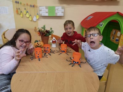 Vyrábíme pavouky...