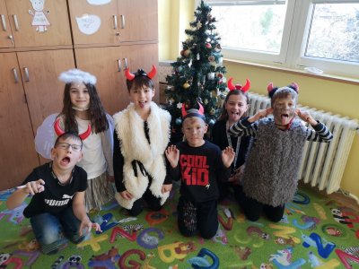 Čerti, kam se podíváš...