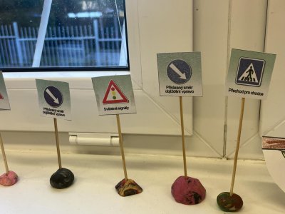 “Dopravní značky”