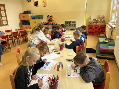 “Přípravy na MDD - Včelí den”