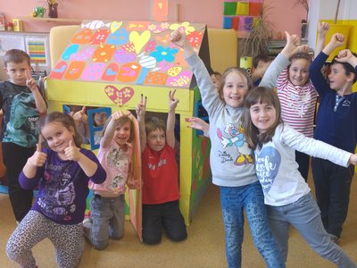 PERNÍKOVÁ CHALOUPKA...