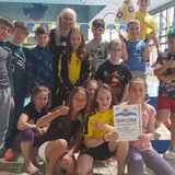 2. místo v plavecké štafetě (1. stupeň)